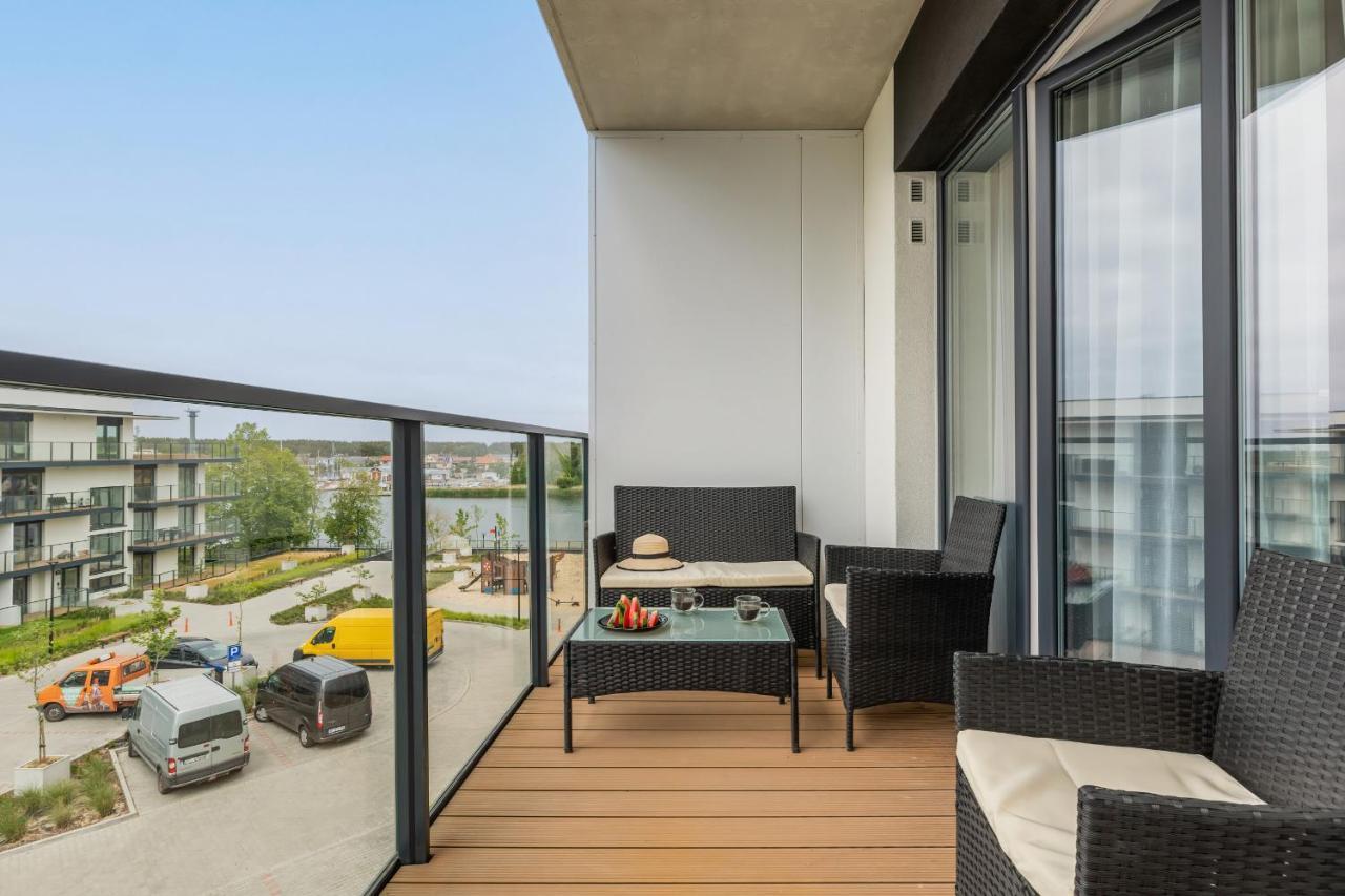 Lux Wellness Resort Apartments By The River By Renters Prestige Dziwnow Exterior photo